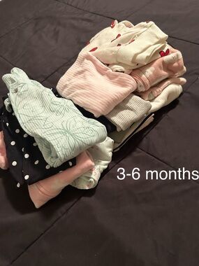 3-6 month bundle of onesies, pants, sweatshirts- amazing condition!